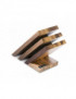 Magnetický stojan na nože Na 6 nožov Kvalitné orechové drevo Originálny taliansky dizajn Profesionálna údržba nožov ROZMERY: Výška: 22 cm (v najvyššom bode) Šírka: 13 cm Hĺbka: 29 cm ...